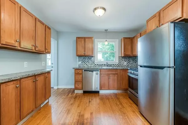 Middleboro, MA 02346,62 Forest St