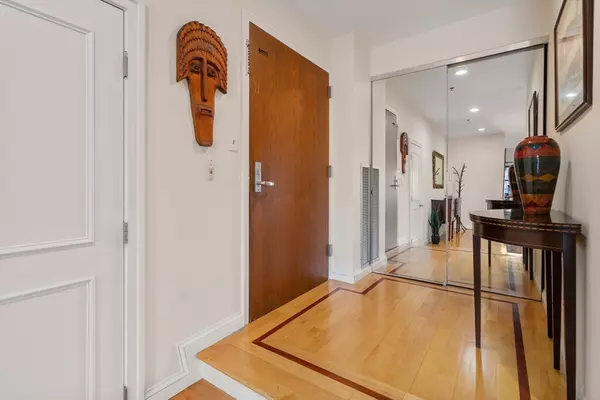Brookline, MA 02446,1265 Beacon St #901