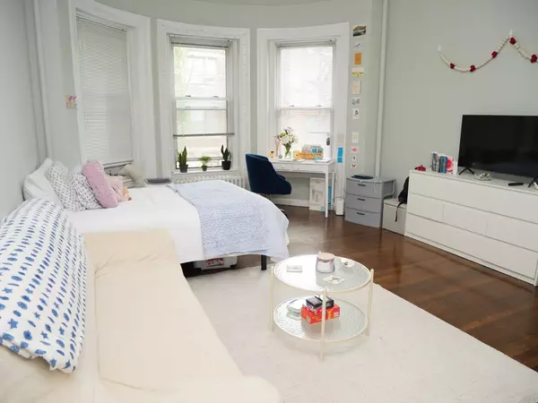 45 Carlton #1, Brookline, MA 02446