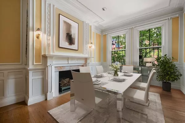 Boston, MA 02116,357 Beacon Street #2