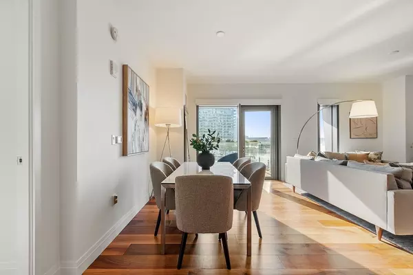 Boston, MA 02210,300 Pier 4 Blvd #3B