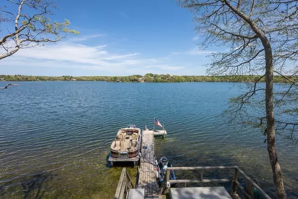 220 Valley Rd Plymouth, MA 02360