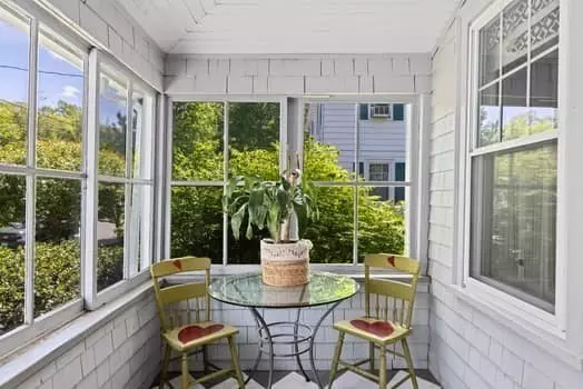 Needham, MA 02492,21 Fairview Road