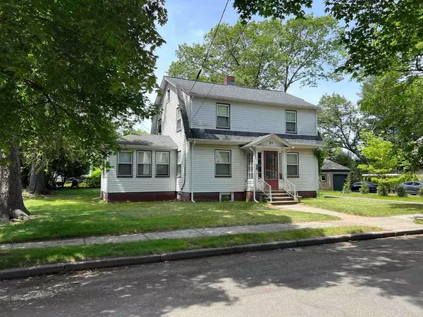 25 Kenyon St, Newton, MA 02465