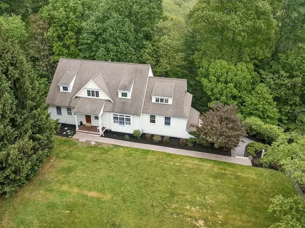 North Andover, MA 01845,93 Cricket Lane