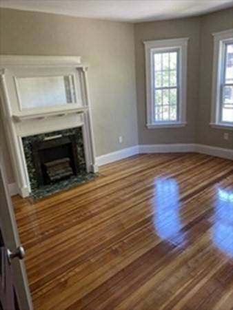 Boston, MA 02122,17 Chelmsford St #2