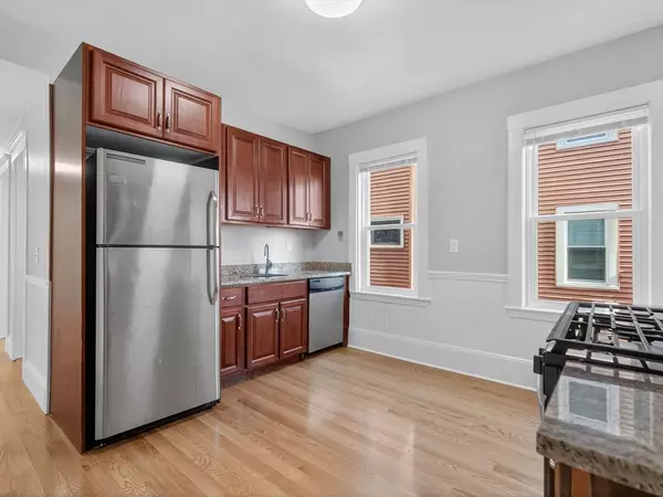 Boston, MA 02122,17 Chelmsford St #2