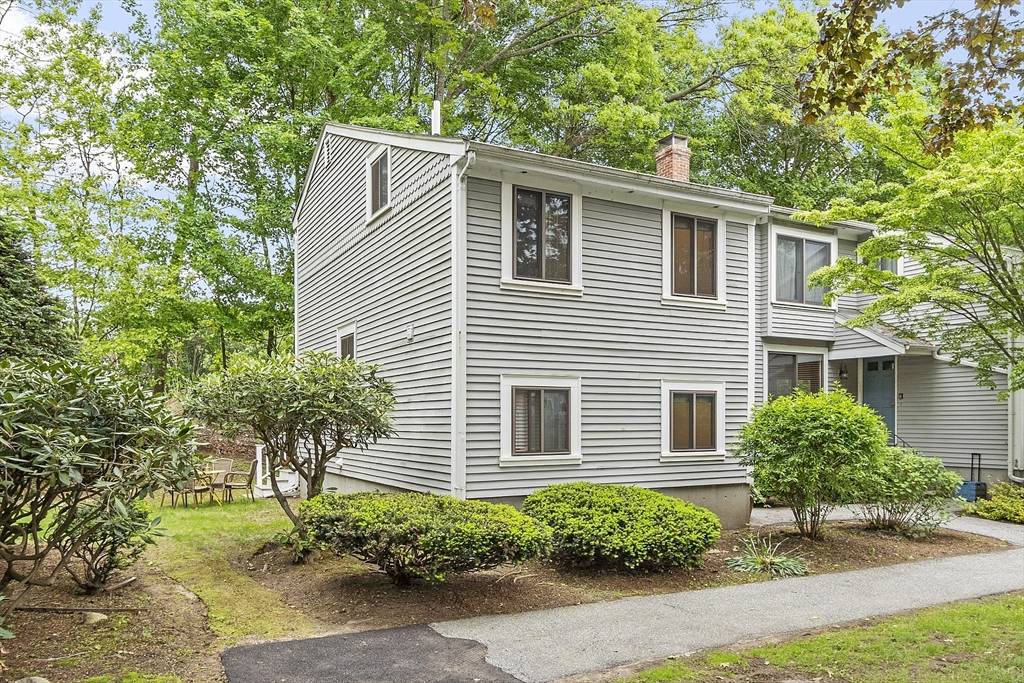 34 Staffordshire Lane #34, Concord, MA 01742