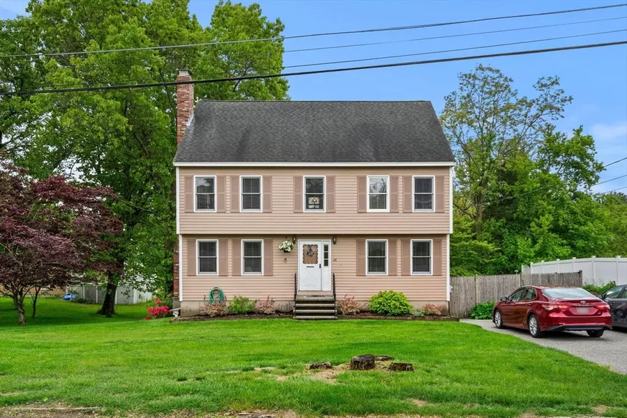 24 Floyd Avenue, Tewksbury, MA 01876