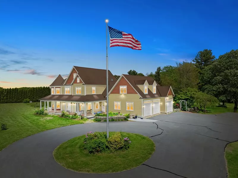 545 Hazel St, Uxbridge, MA 01569