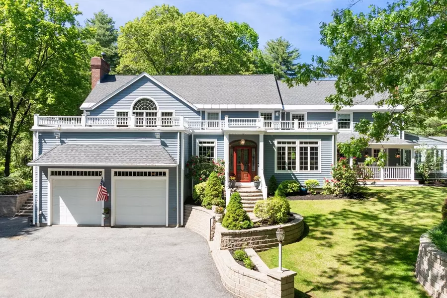 20 Stagecoach Rd, Topsfield, MA 01983