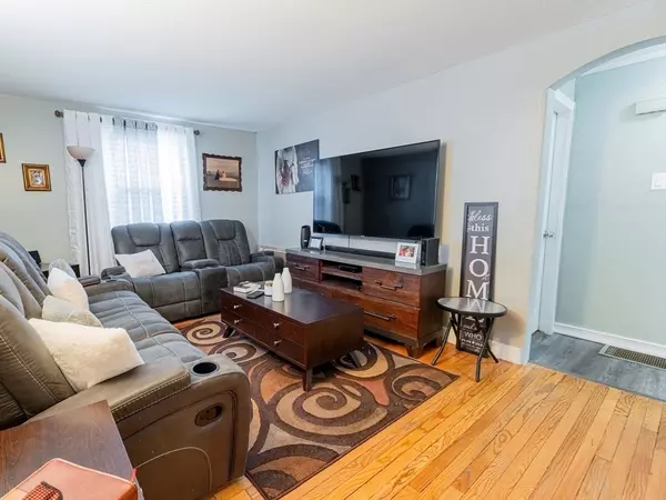 Chicopee, MA 01020,79 Lauzier Ter