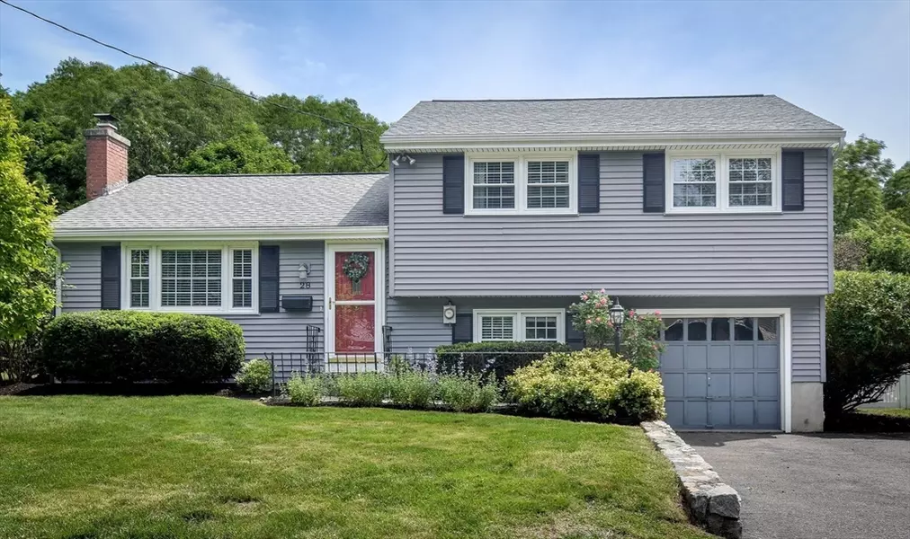 28 Foster Drive, Framingham, MA 01701