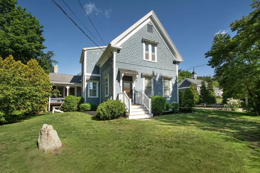 489 Center St, Hanover, MA 02339