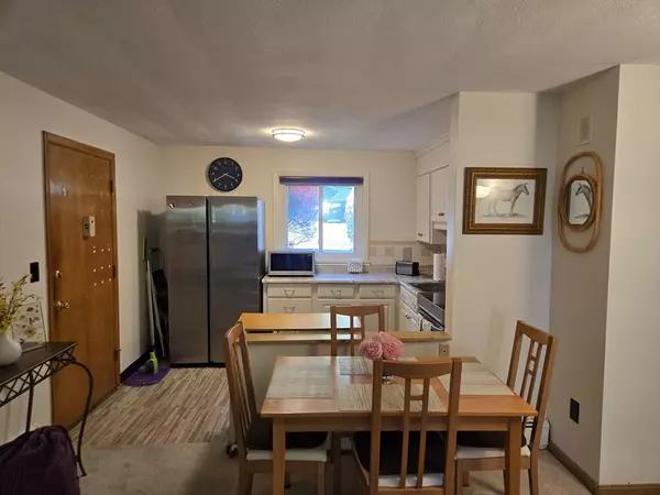 Waltham, MA 02452,82 Lionel Ave #B