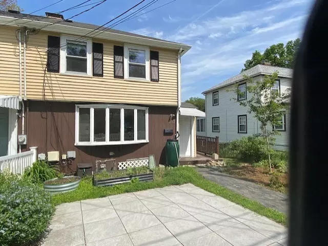 107 Sunnyside Ave, Arlington, MA 02474