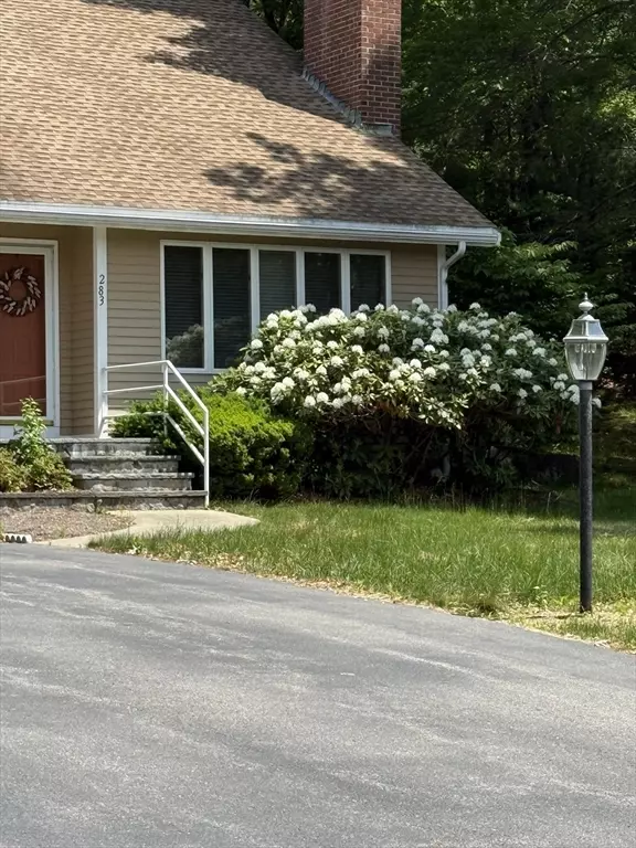 Stoughton, MA 02072,283 Palisades Circle