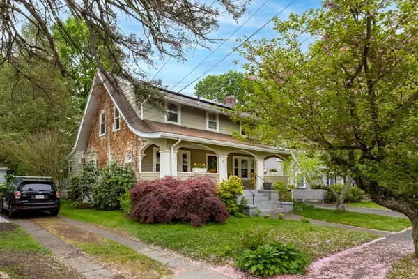 19 Beal Rd, Waltham, MA 02453