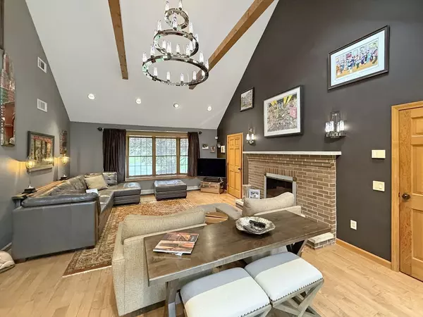 Easton, MA 02356,15 Wenlock Cir