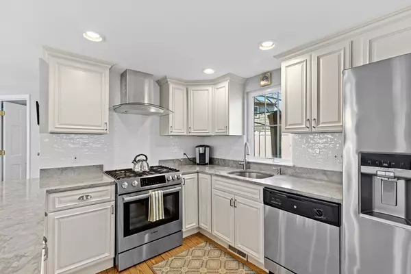 Plymouth, MA 02360,28 Manomet Beach Blvd