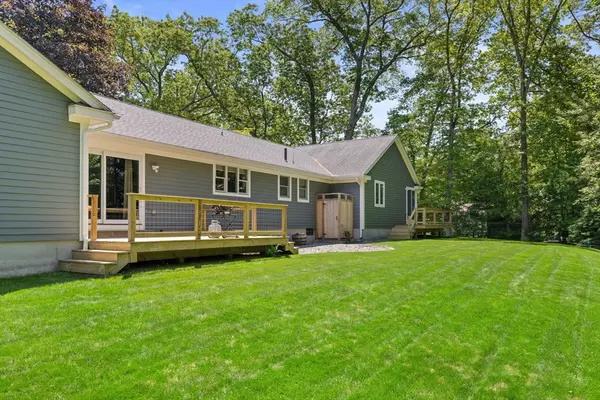 Mansfield, MA 02048,225 Union St Ext