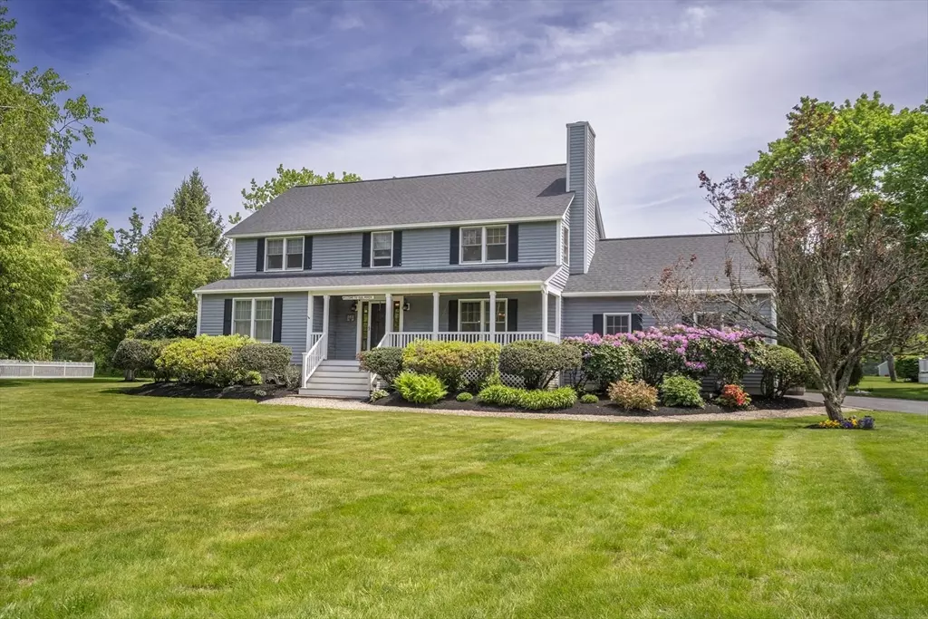 Amesbury, MA 01913,5 Maudsley View Ln