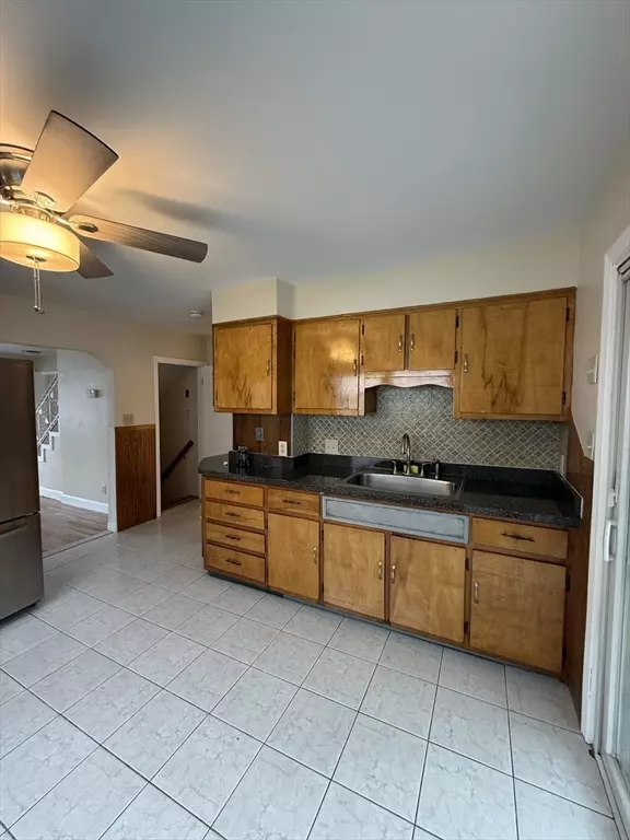 Revere, MA 02151,185 Suffolk