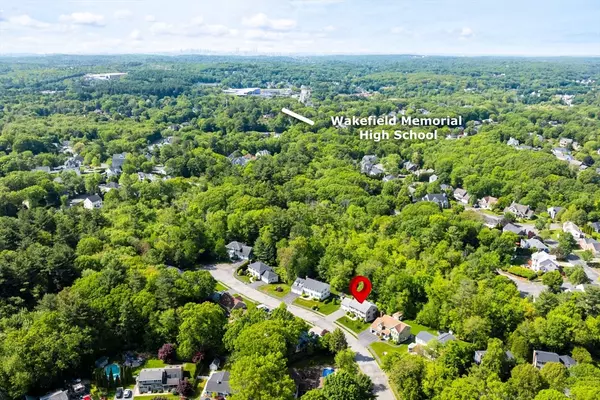 Wakefield, MA 01880,11 Beechtree Cir
