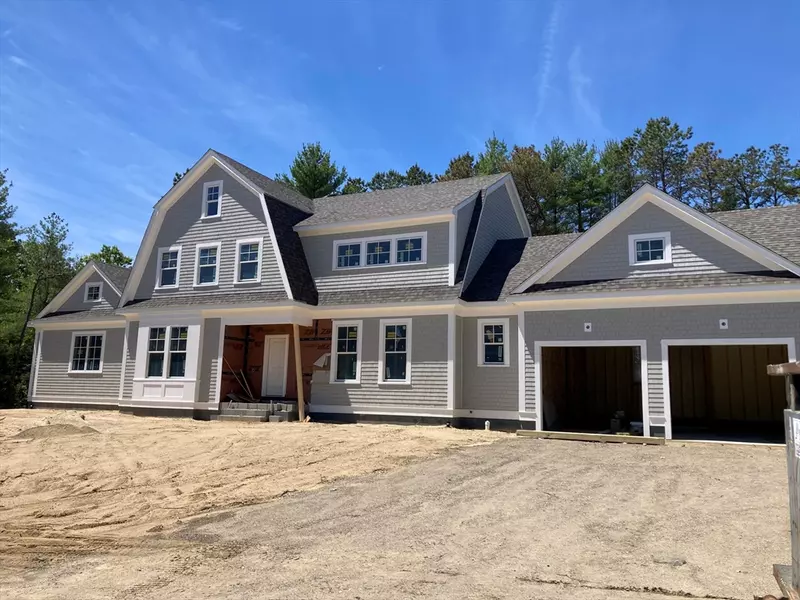 6 Willow Cir, Mashpee, MA 02649