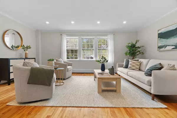 Newton, MA 02467,74 Boylston St #2