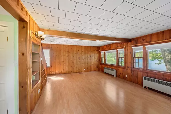 Shrewsbury, MA 01545,49 Bay View Dr