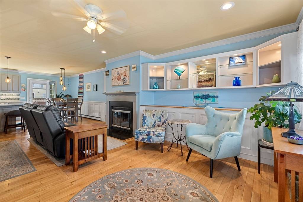 Newburyport, MA 01950,3 Salem St #3