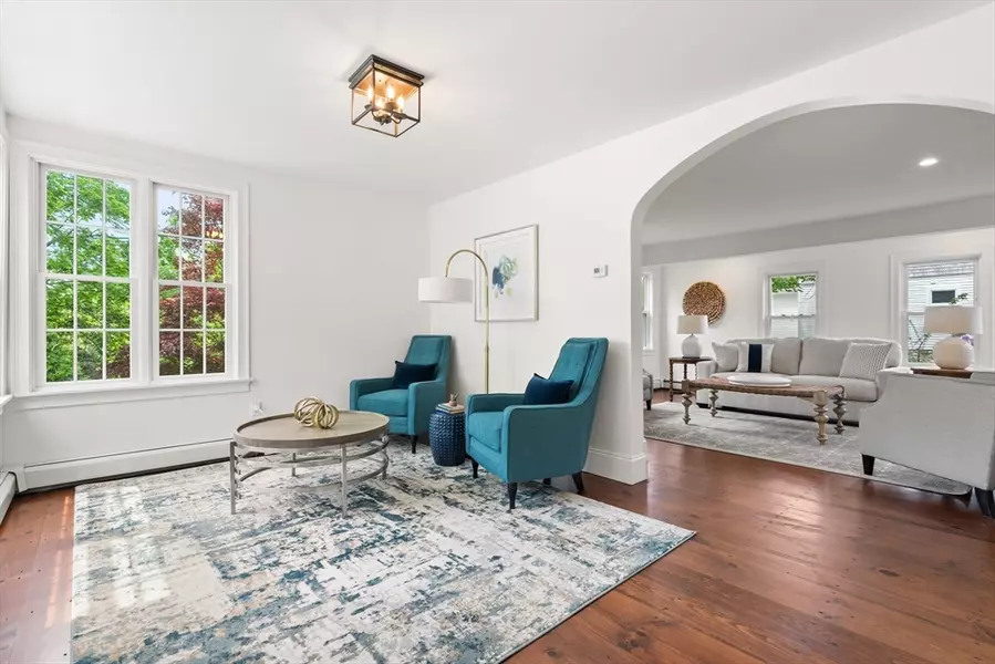 6 Parker Ave, Cohasset, MA 02025