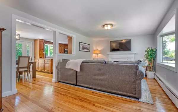 Westwood, MA 02090,78 Croft Regis Road