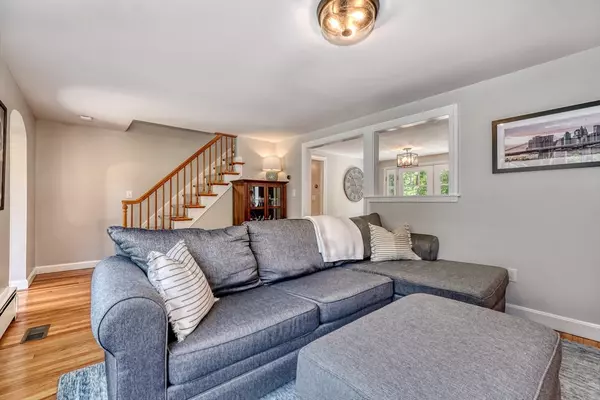 Westwood, MA 02090,78 Croft Regis Road