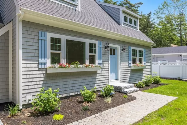 Falmouth, MA 02536,48 Round Pond Drive