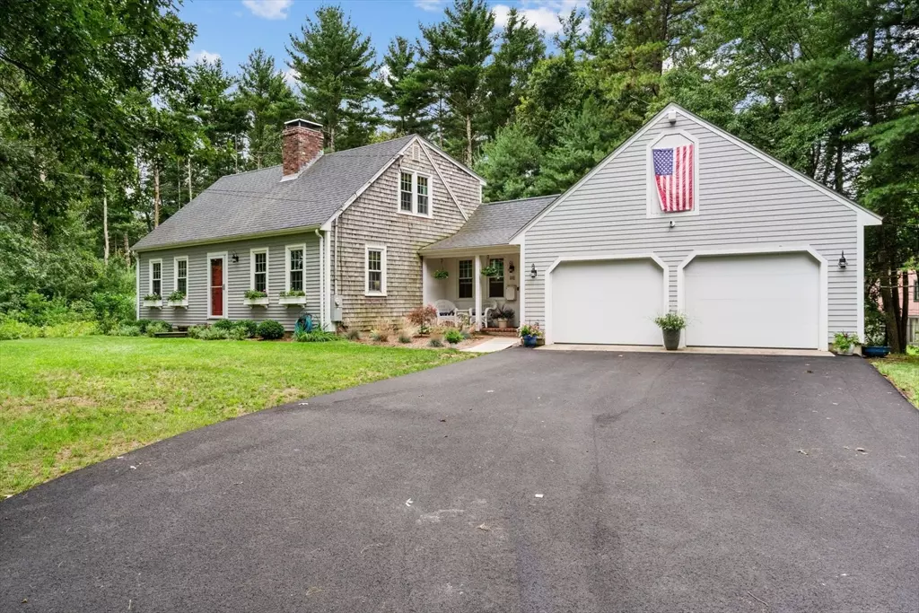 Duxbury, MA 02332,635 West Street