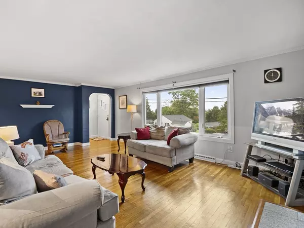 Dracut, MA 01826,11 View Street