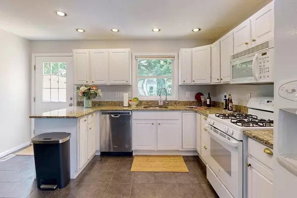 Watertown, MA 02472,27 French St #27