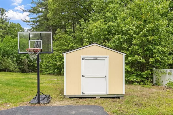 Holden, MA 01520,24 Joel Scott Dr