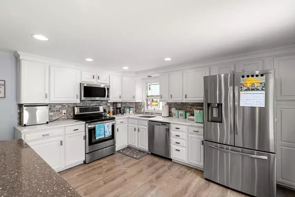 Danvers, MA 01923,65 Holten St