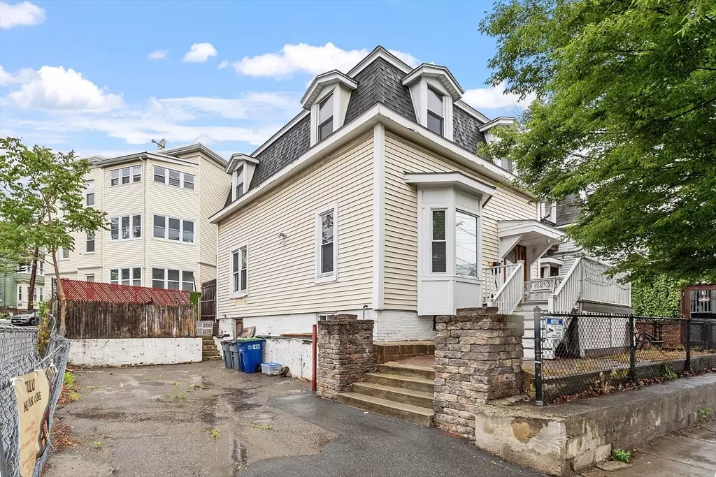 Somerville, MA 02143,7 Washington
