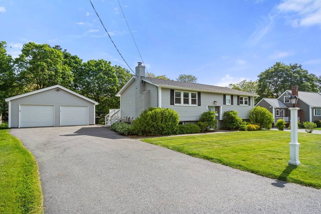 Hudson, MA 01749,21 Eaton Drive