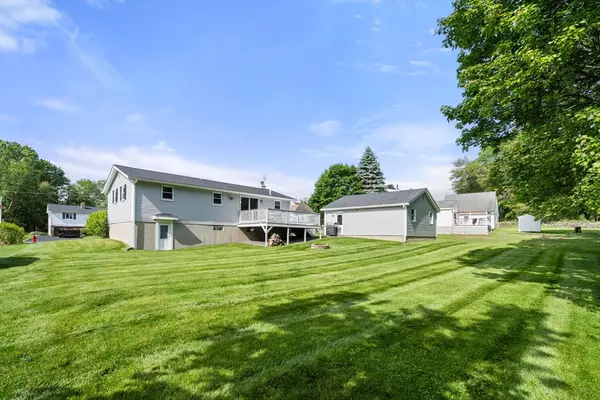 Hudson, MA 01749,21 Eaton Drive