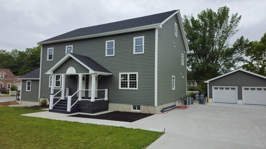Burrillville, RI 02858,65 Oakland Ave #-