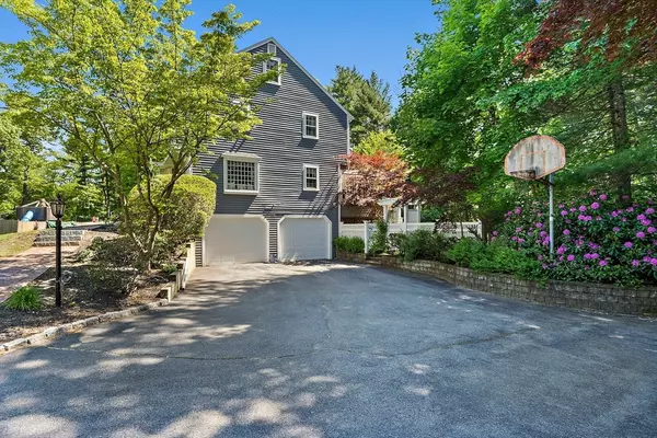 Duxbury, MA 02332,45 Elis Ln