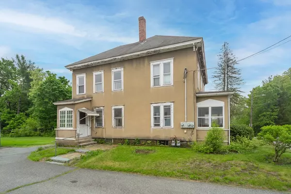 Clinton, MA 01510,10 Spruce St