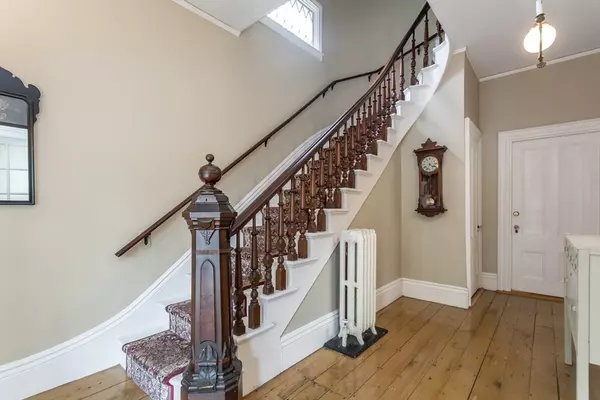 New Bedford, MA 02740,36 7th St