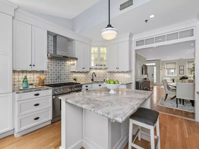 92 Warren Street #W-1, Boston, MA 02129