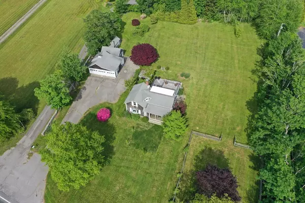 Little Compton, RI 02837,460 W Main Rd